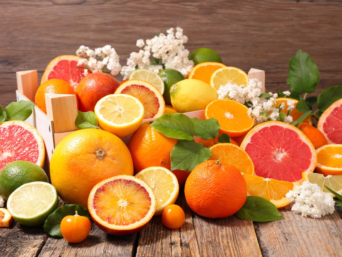 Vitamin C-rich foods, remedies for dengue