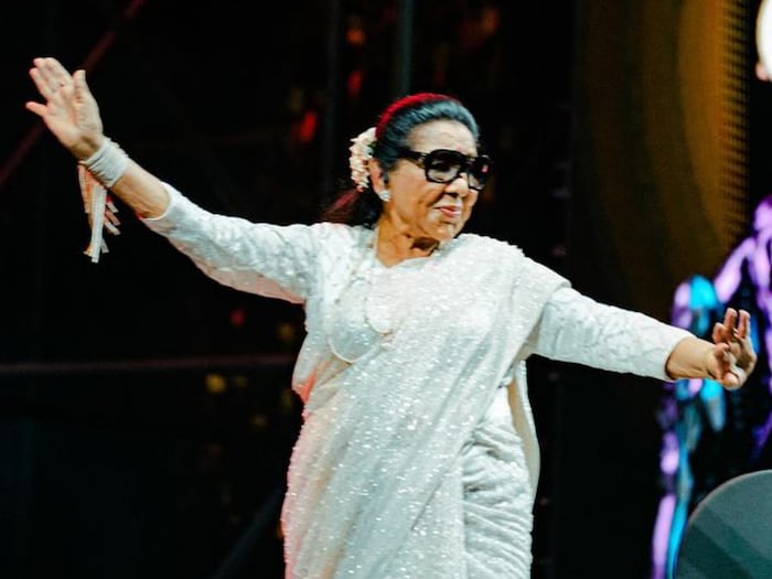 Asha Bhosle news