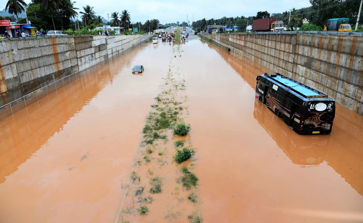 Movement of traffic came to a halt on Hyderabad-Vijayawada highway as flood water submerged the highway near Suryapet in Telangana.