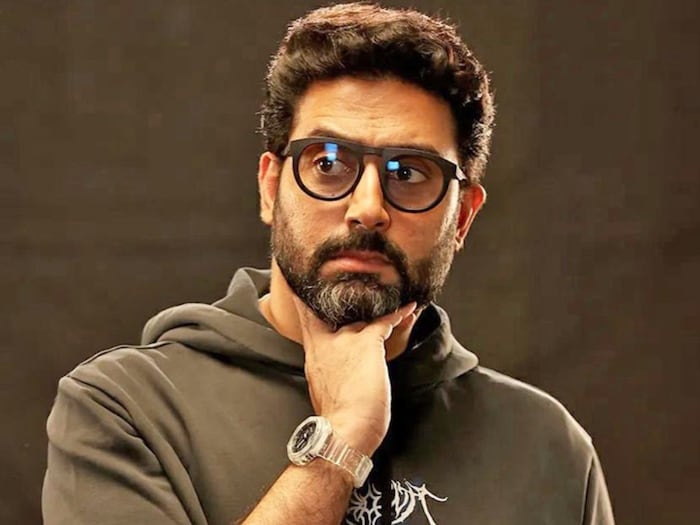 Abhishek Bachchan Earing source